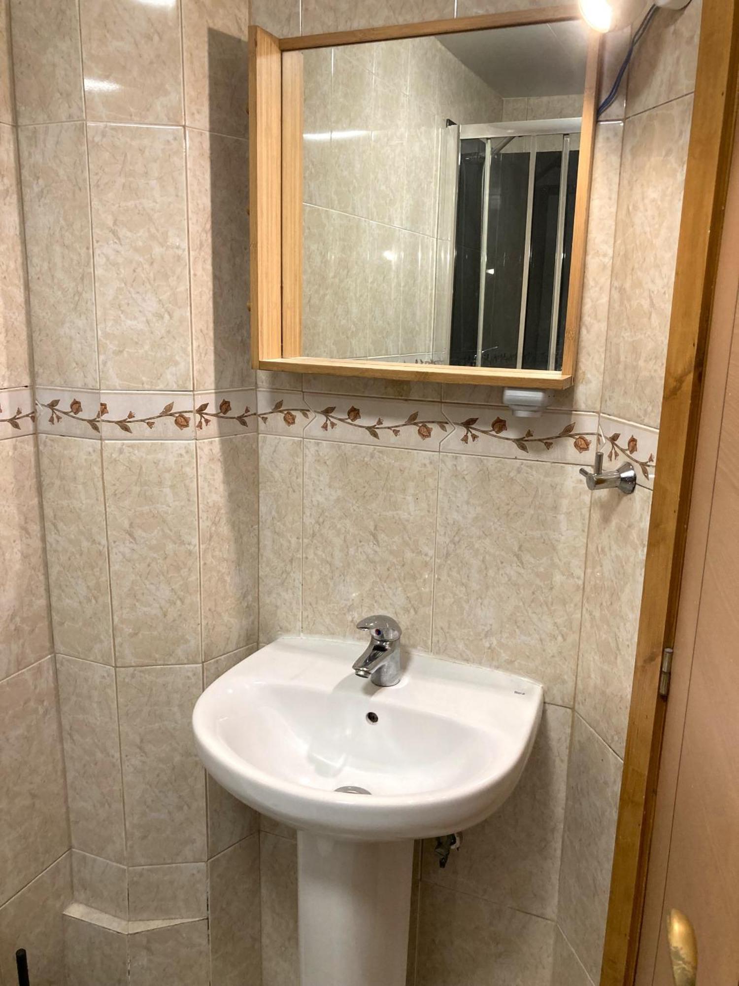 Lisbon T2 Apartment In Typical Villa In Sapadores Лиссабон Экстерьер фото